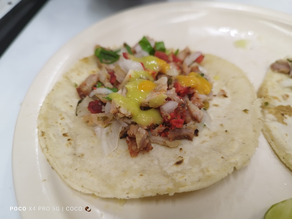 Taquería Los Originales Photo 7