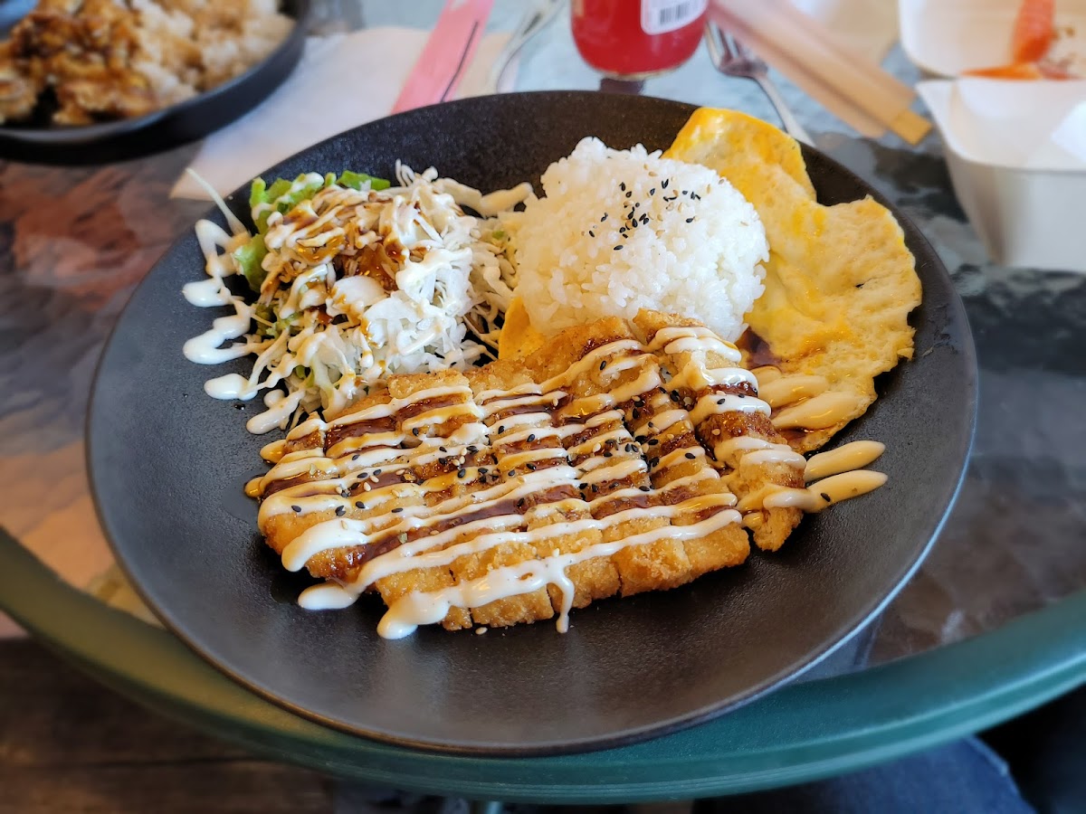 Little Tokyo Sushi Photo 10