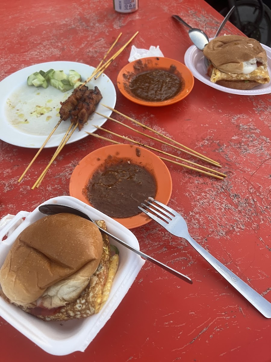 Satay Kia Corner Photo 5