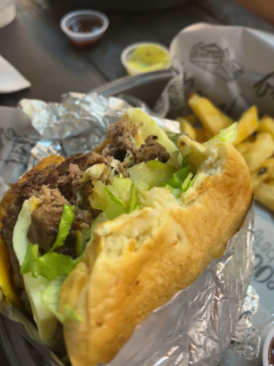 Mr. Papu-Burguer House Photo 2