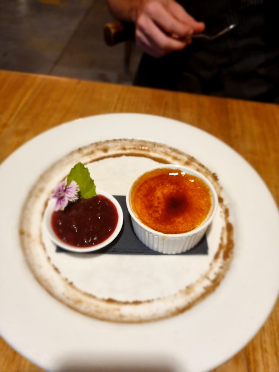Split Bar & Restaurant Photo 9