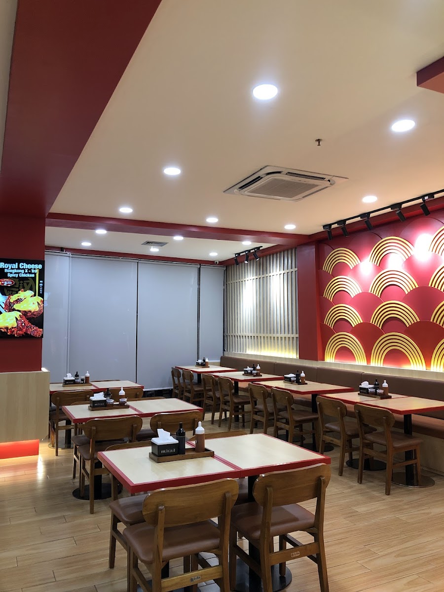 Golden Lamian Ring Road Citywalk