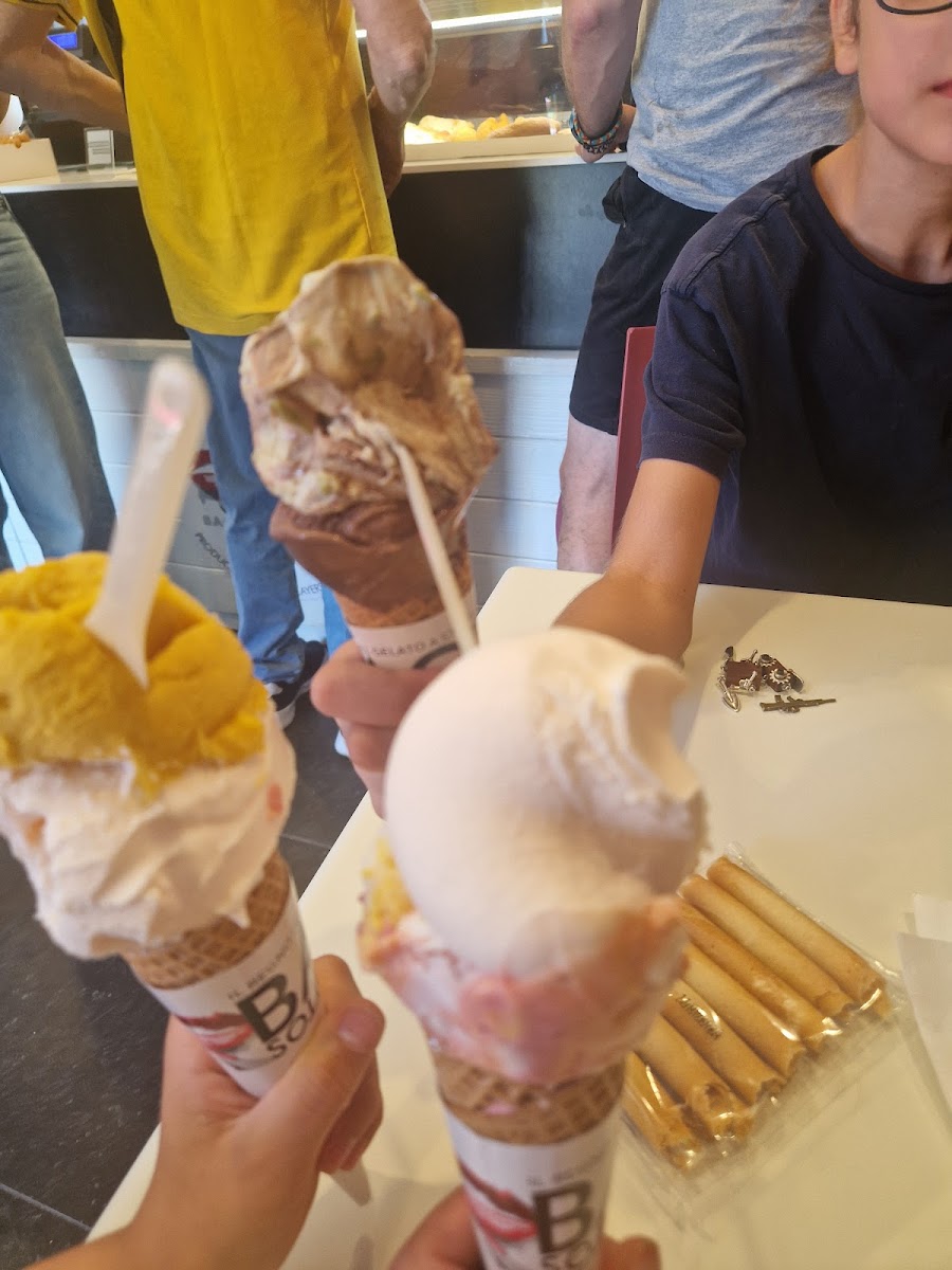 Gelateria Baci Sottozero Photo 4