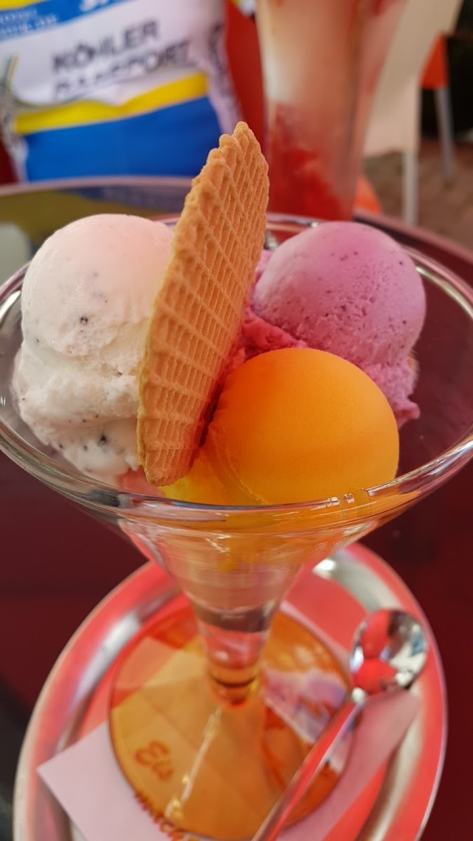 Eiscafé Fabio Gelato Photo 8