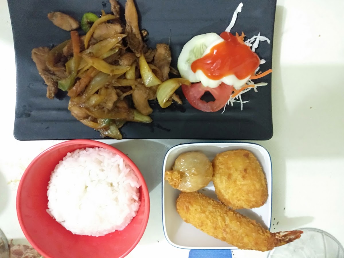 James Family Bento & Mie Ayam Photo 10