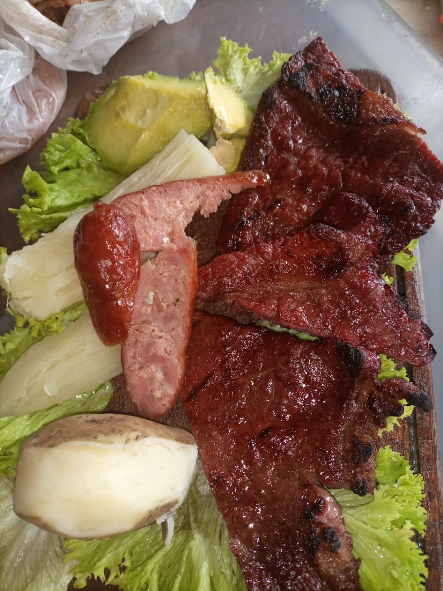 ALIRIO CARNES PARRILLA BAR Photo 3
