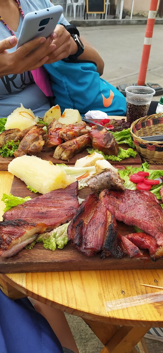 ALIRIO CARNES PARRILLA BAR Photo 5