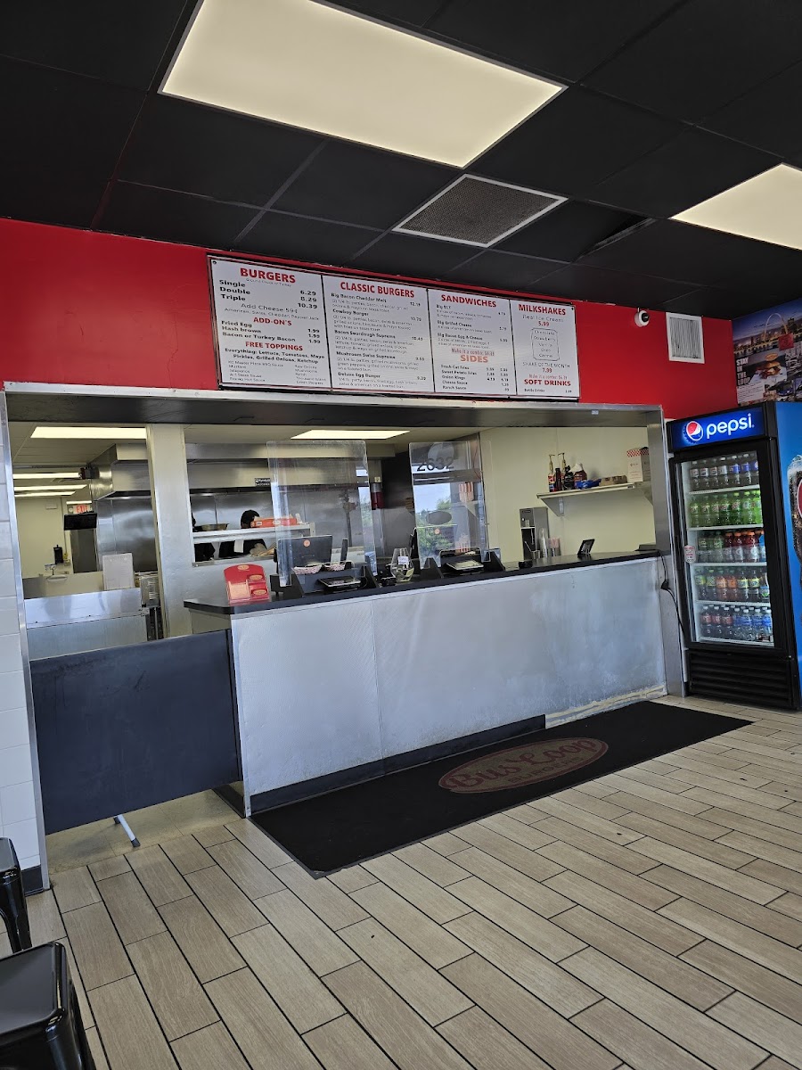 Busloop Burgers Photo 4
