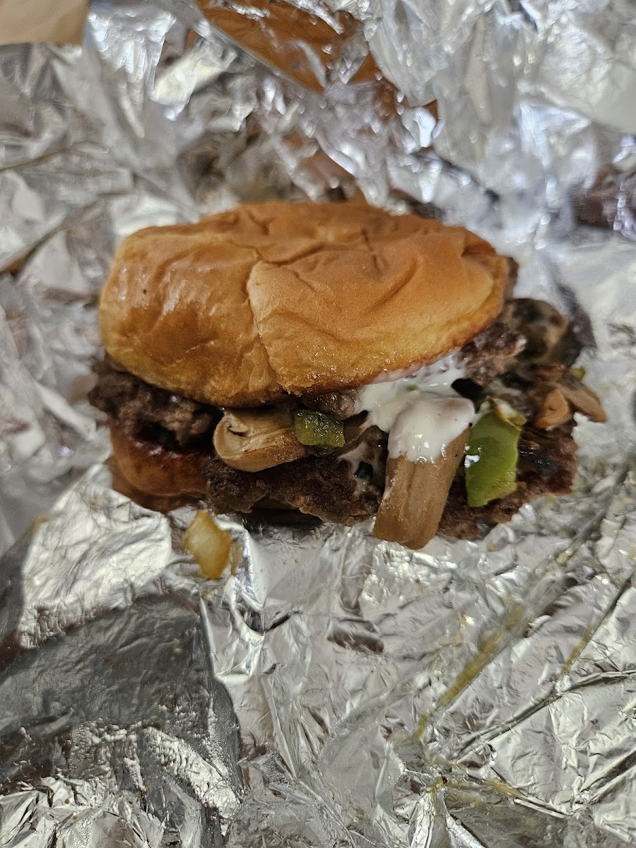 Busloop Burgers Photo 5