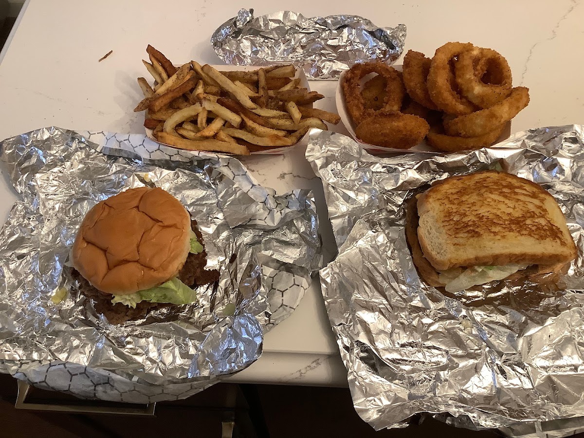 Busloop Burgers Photo 8