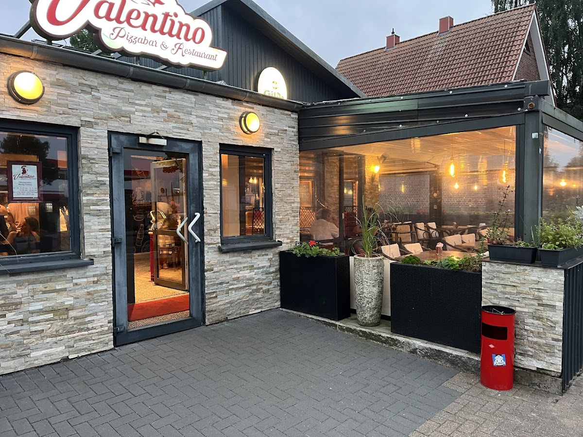 Valentino Pizzabar