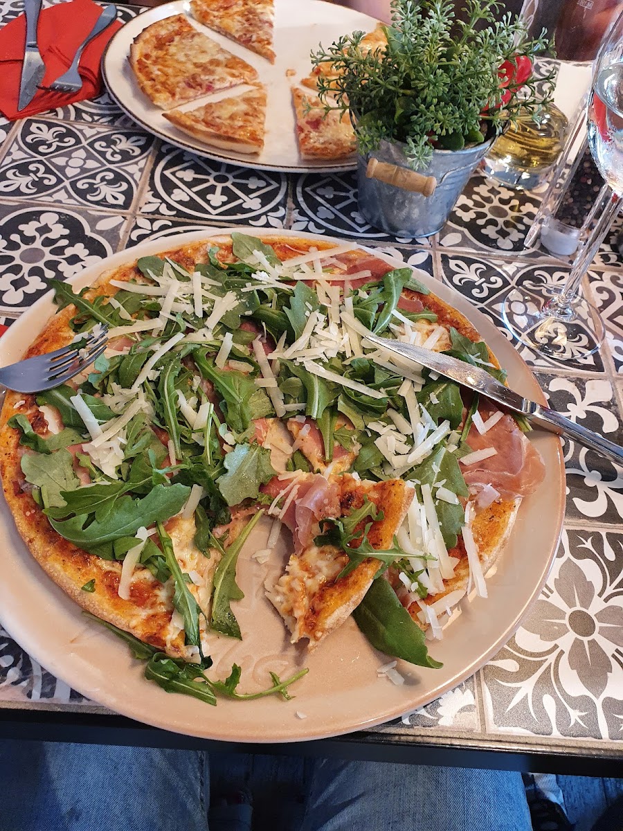 Valentino Pizzabar Photo 6