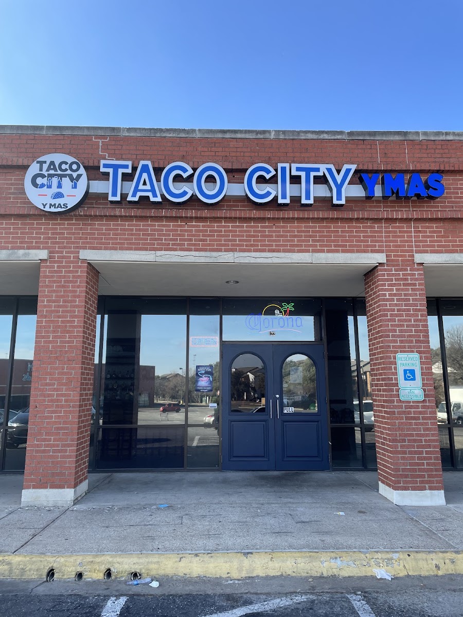 Taco City y Mas