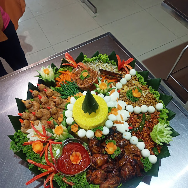 Nasi Tumpengnya Mantulll