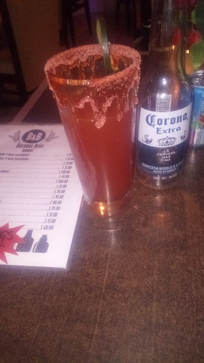 B&B Bacanos Beer Photo 7