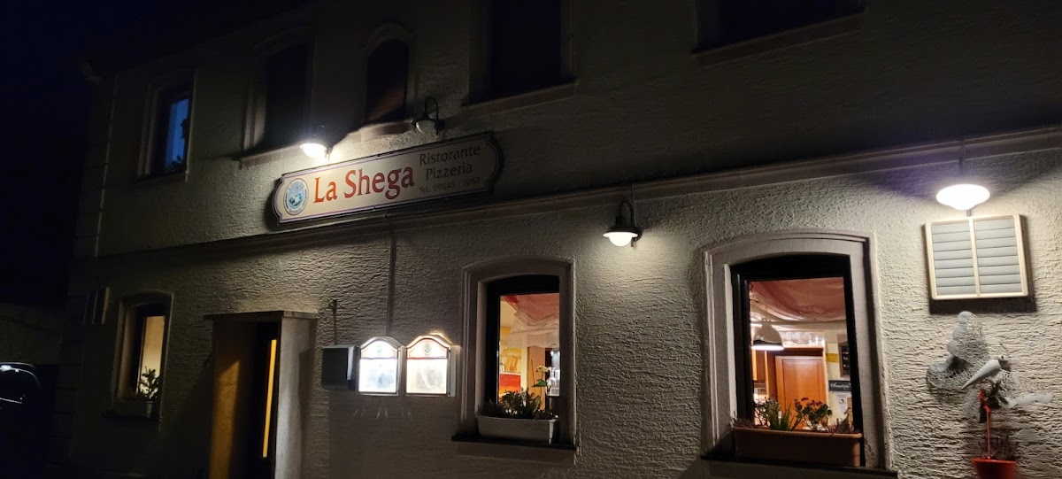 Pizzeria La Shega