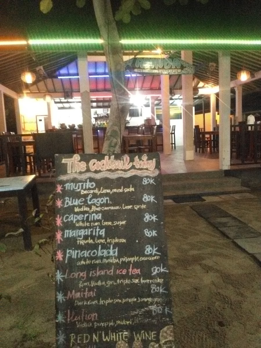 Adinda Cafe & Bungalows Photo Menu 6