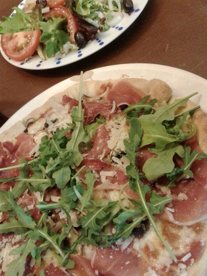 Pizzeria Cova Criolla Photo 2