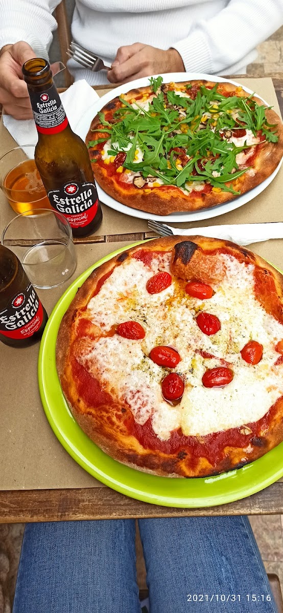 Pizzeria Cova Criolla Photo 7