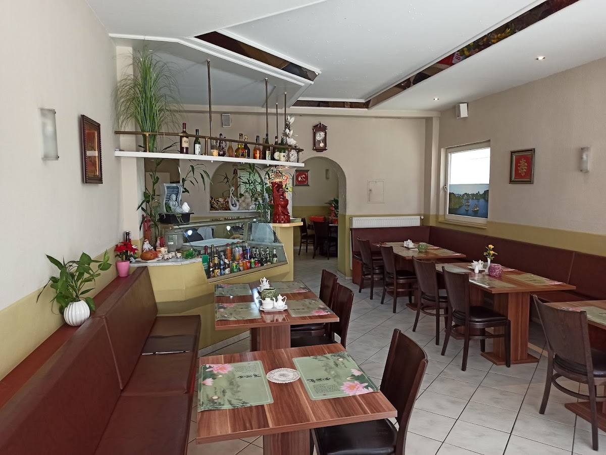 Asia Wok Sushi