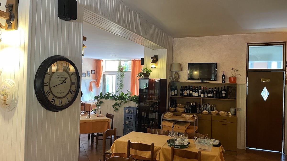 Trattoria La Nuova Rustica