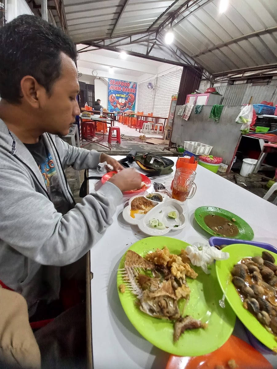 Pecel Lele Muji Harapan Indah Photo 7