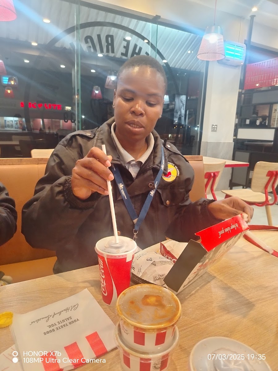 KFC Atteridgeville Plaza Photo 4