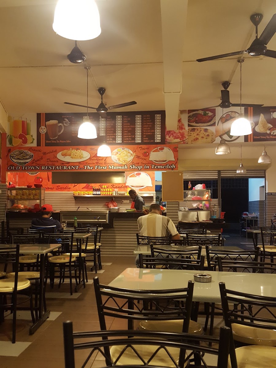 Oldtown Restaurant Photo 6
