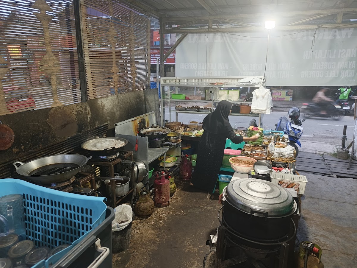 Warung Makan Kediri Photo 3
