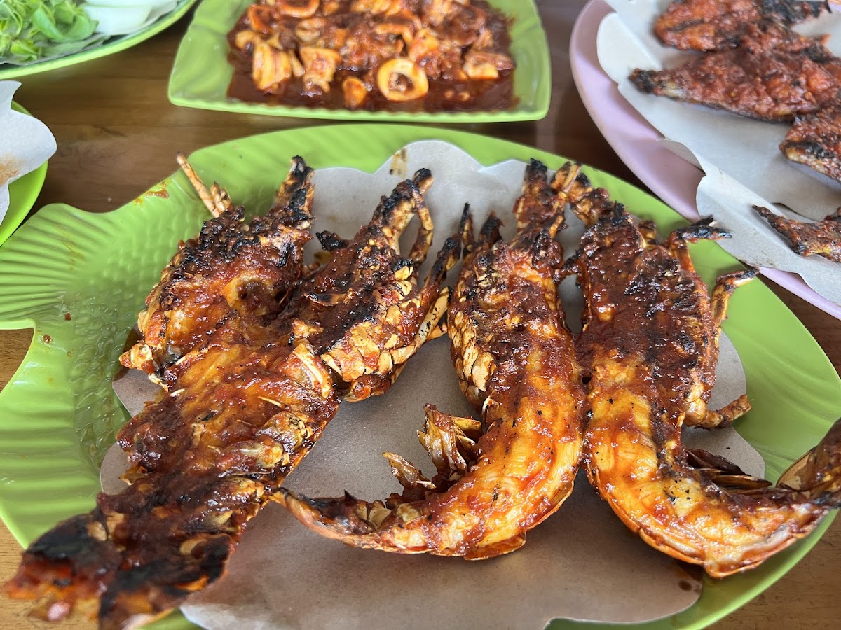 Ikan Bakar Ibu Peni Photo 3