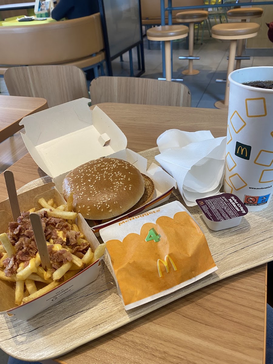McDonald's Piazza Vittoria Photo 8