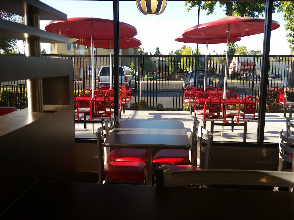 Carl's Jr. Photo 9