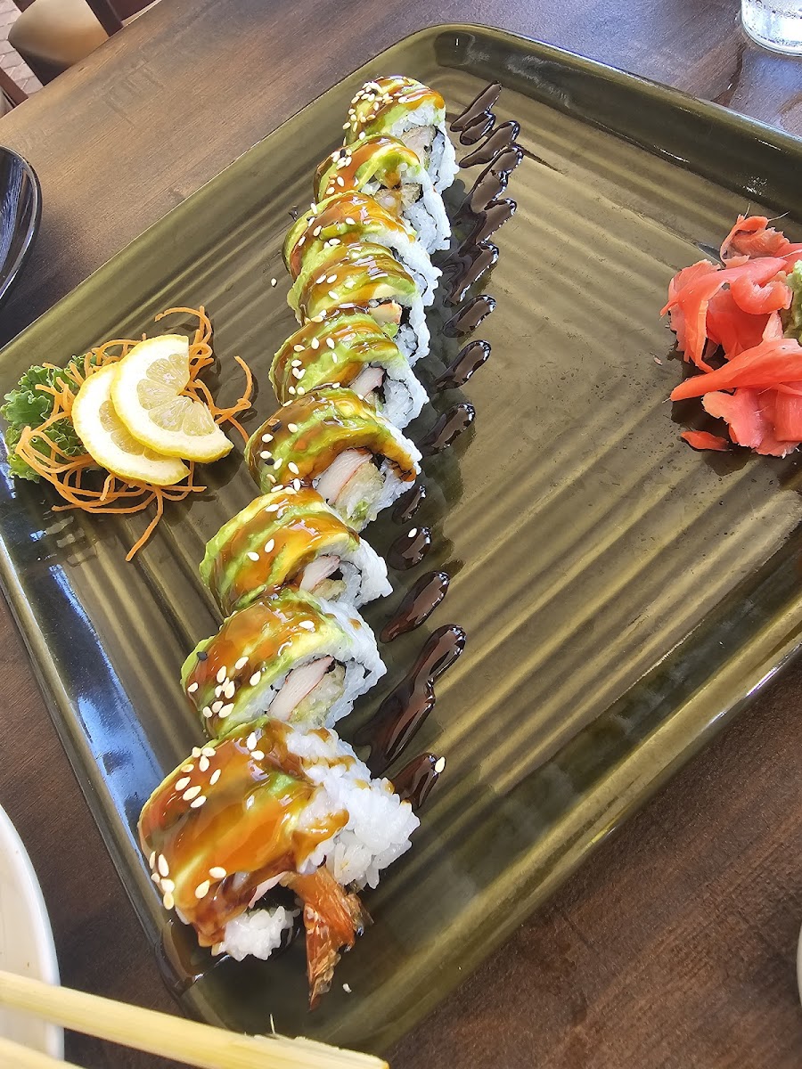 Muji Thai Sushi 2 (Publix Pelican Landing) Photo 4