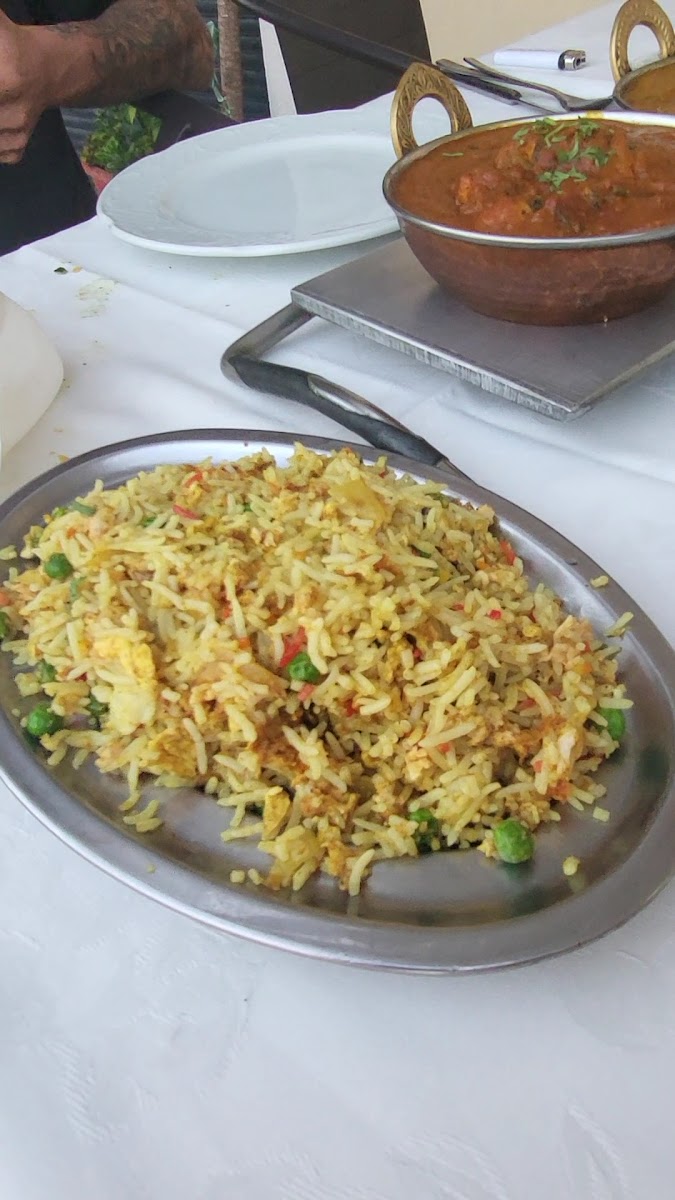 Curry Mahal Indian Restaurant Photo 2