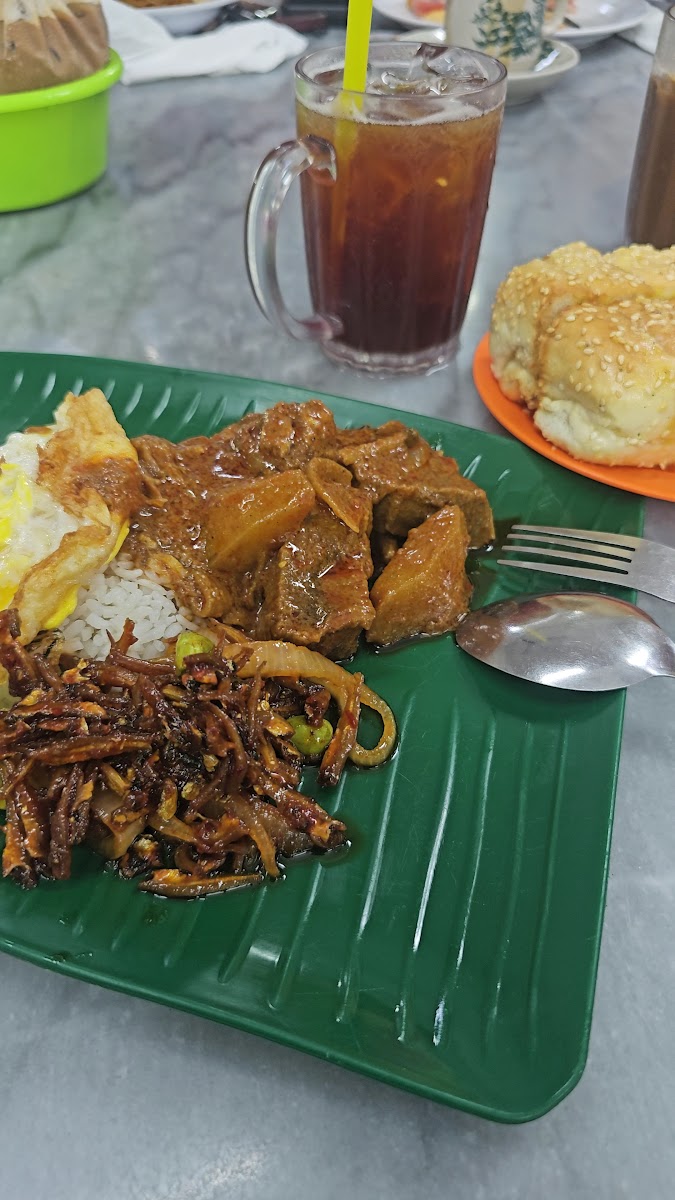Nasi Lemak Atok Esem Photo 2