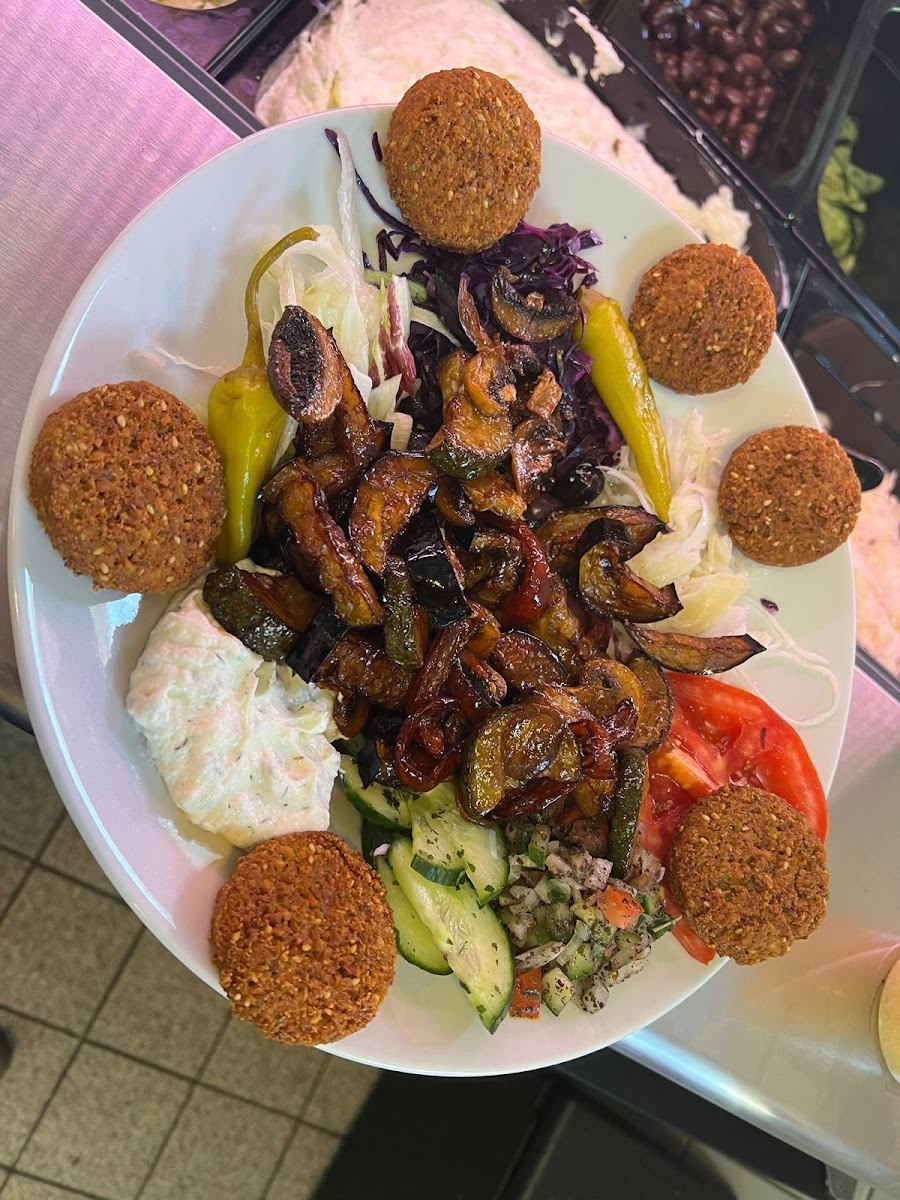 Yousif‘s Grill Photo 7