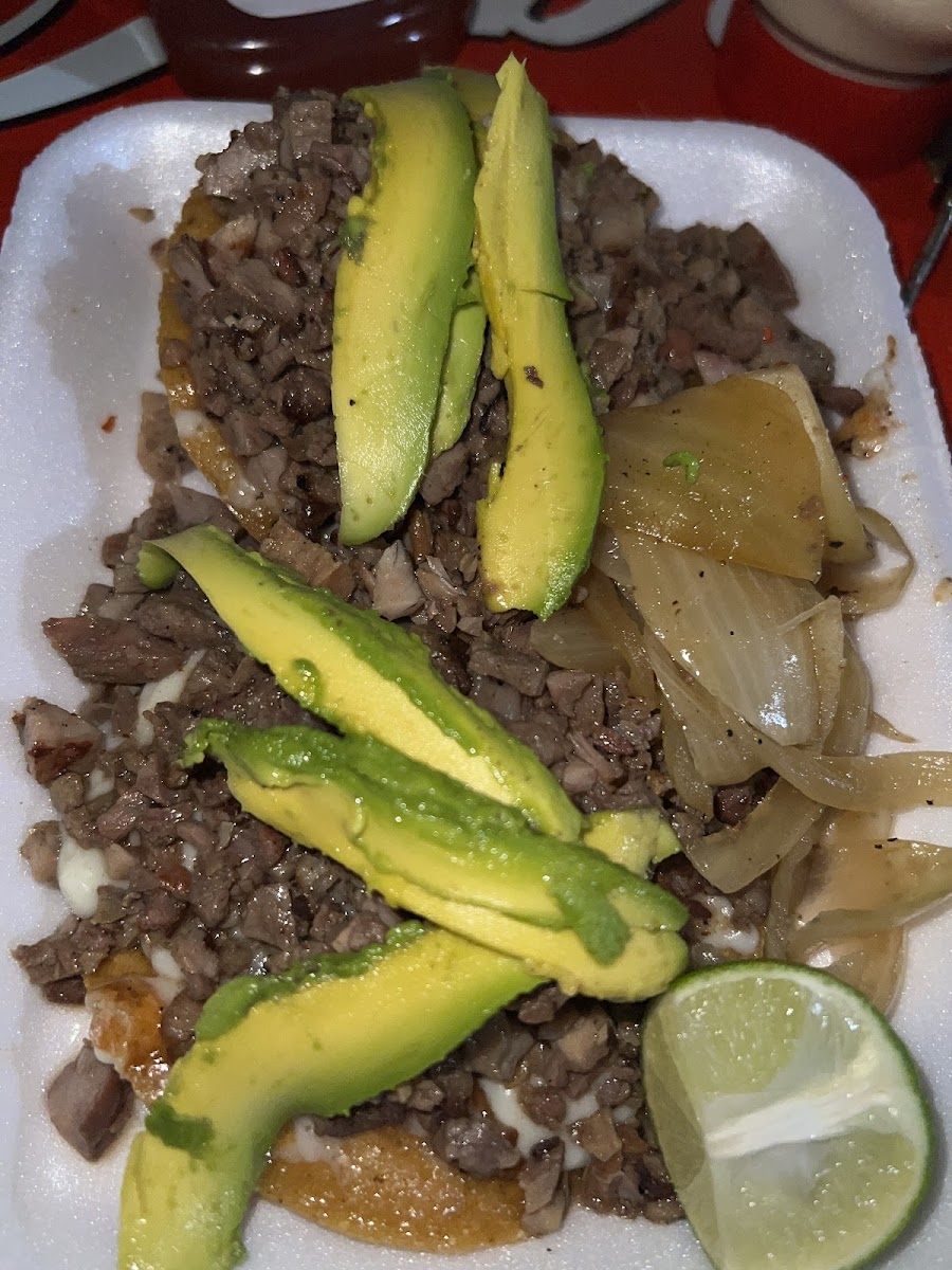 Hamburguesas y tacos Trova Photo 7