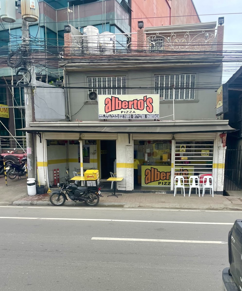 Alberto's Pizza Bulacao