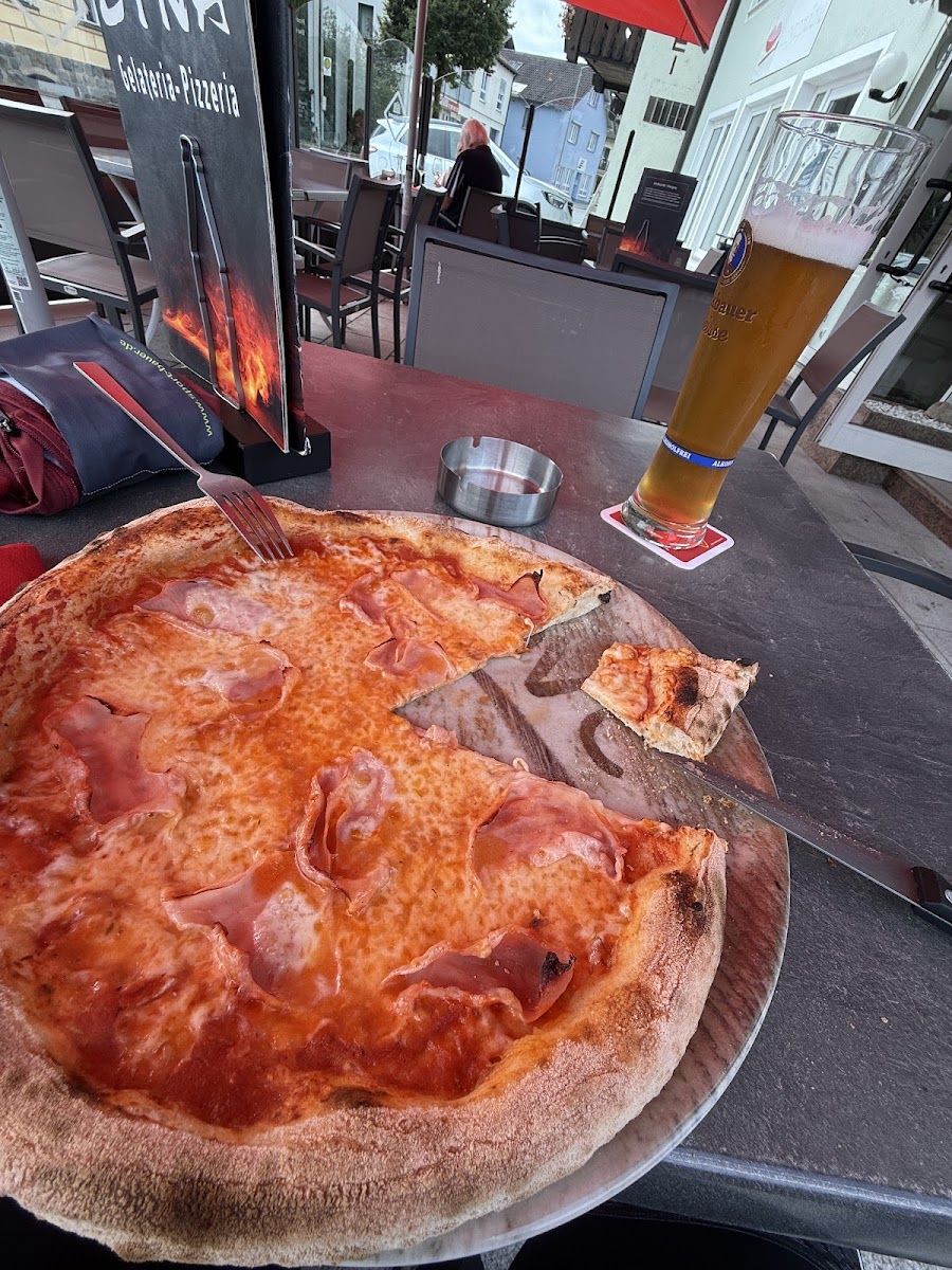 Gelateria Pizzeria Etna Photo 4