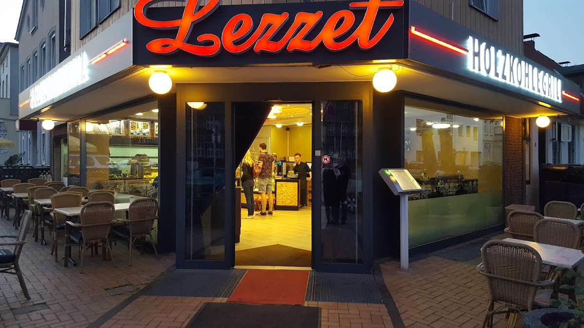 LEZZET Restaurant-Lübeck-Döner-Grill-Pizza-Pide -Holzkohlegrill