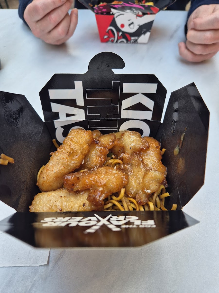 Chopstix - Derby Photo 3