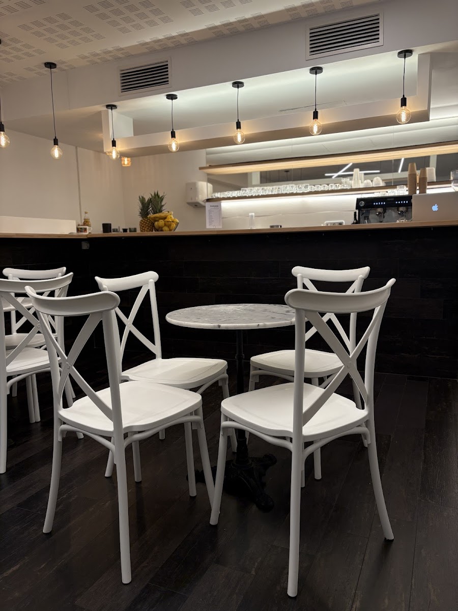 Insignia Café