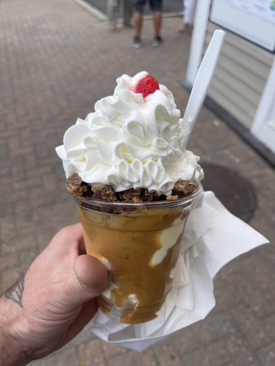 Gray's Ice Cream Photo 7