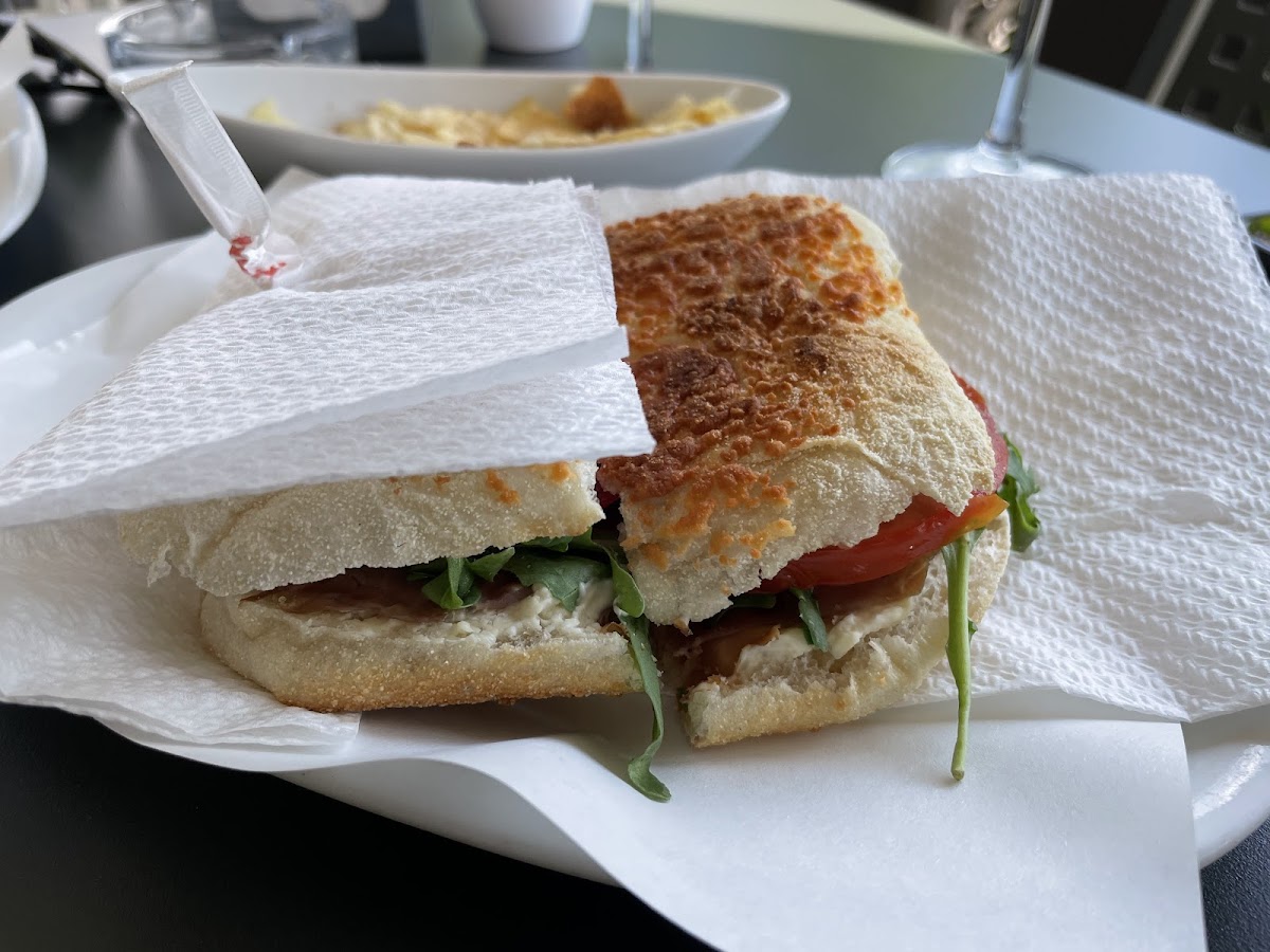 San Floriano Cafe' Photo 6