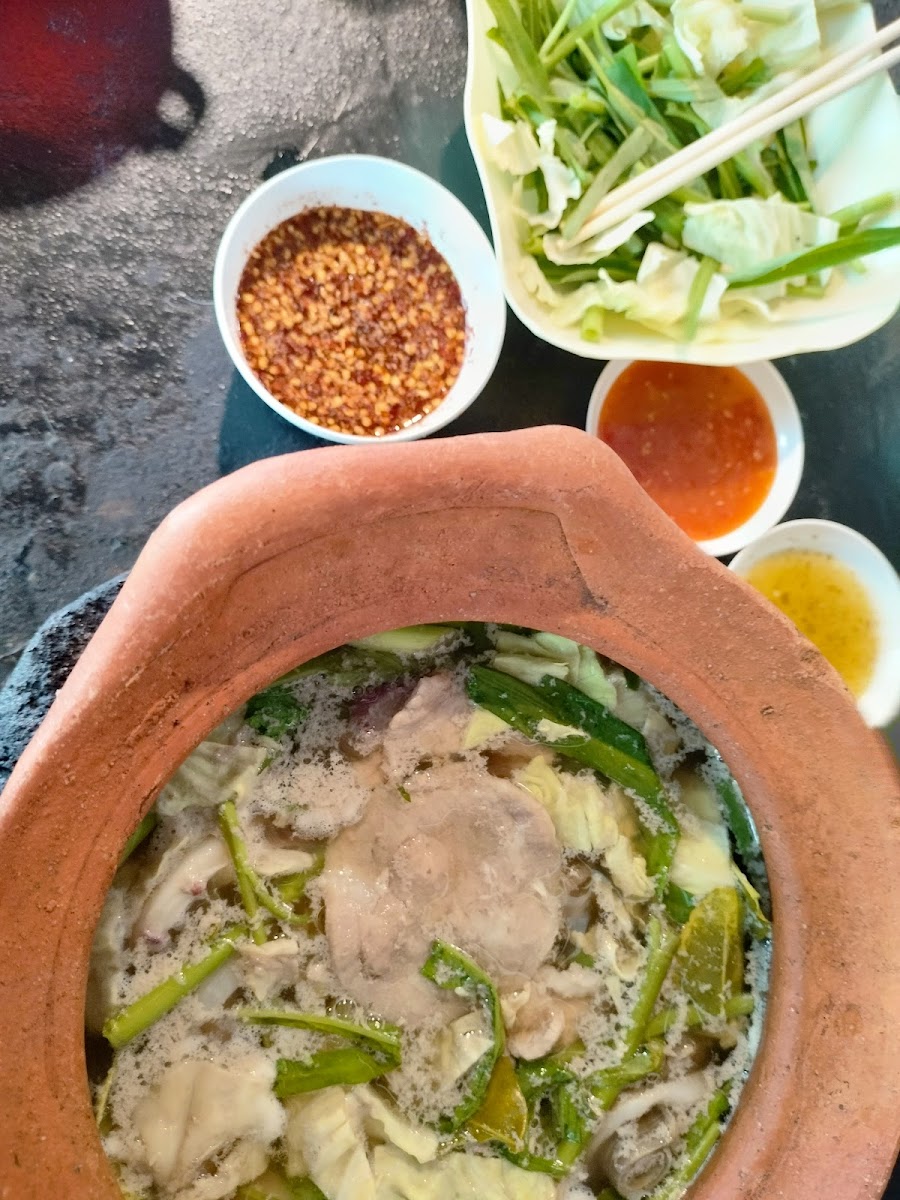 ขันเงินหมูกระทะ KhanNgoen at Ranong Photo 7