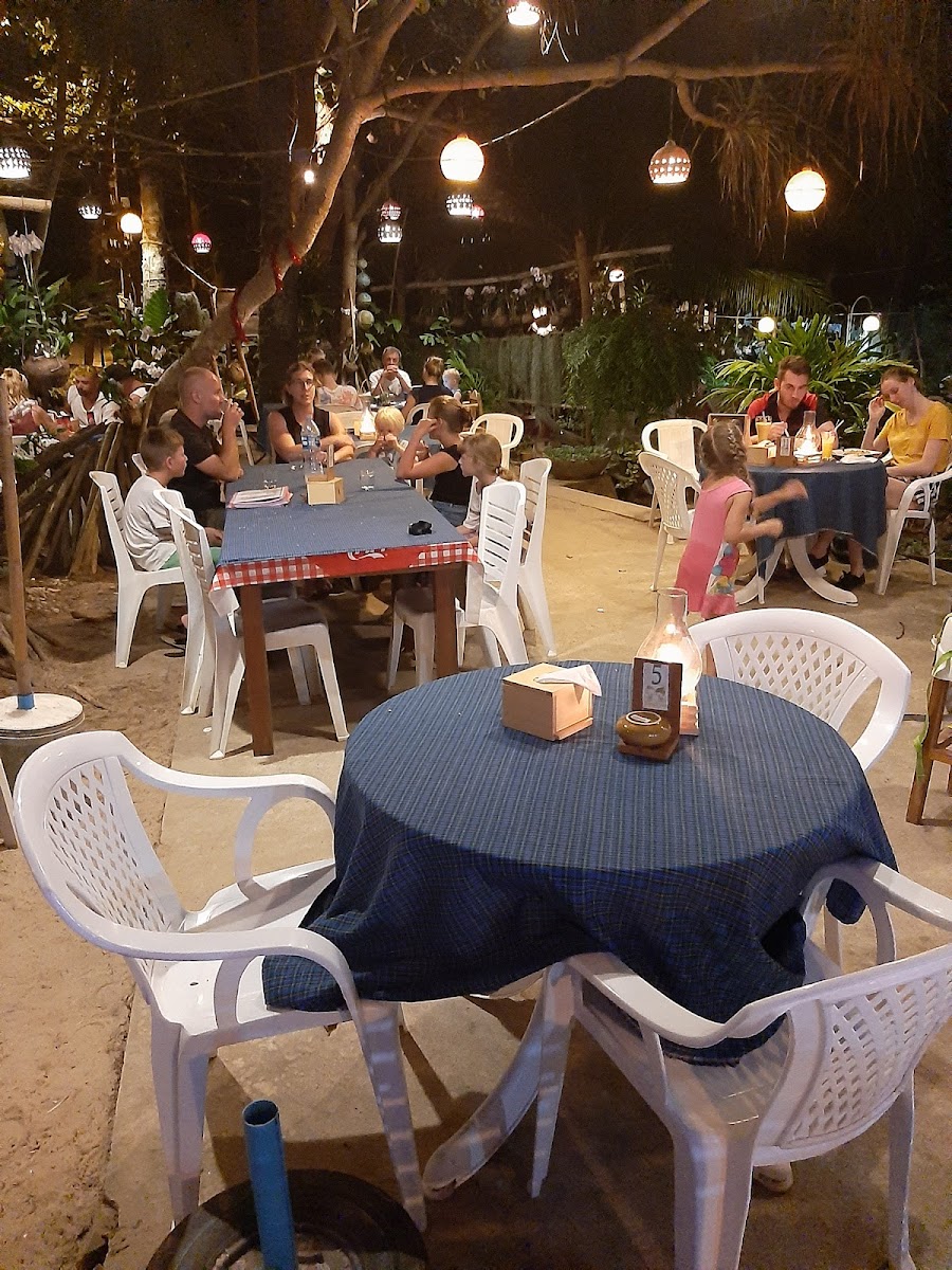 Ya- Nui Restaurant