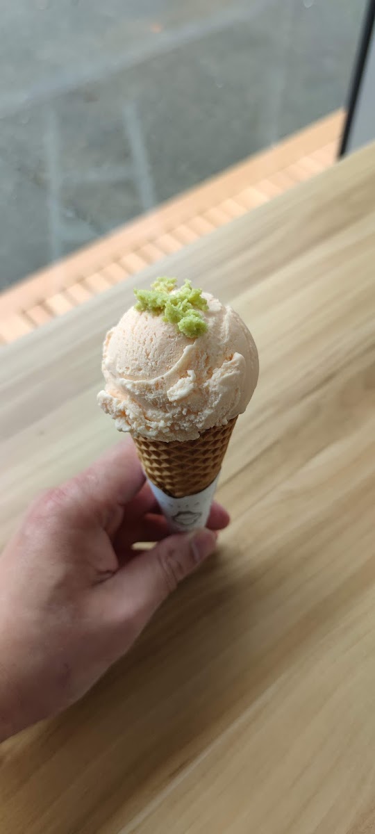 Fugitoto Ice Cream Photo 5