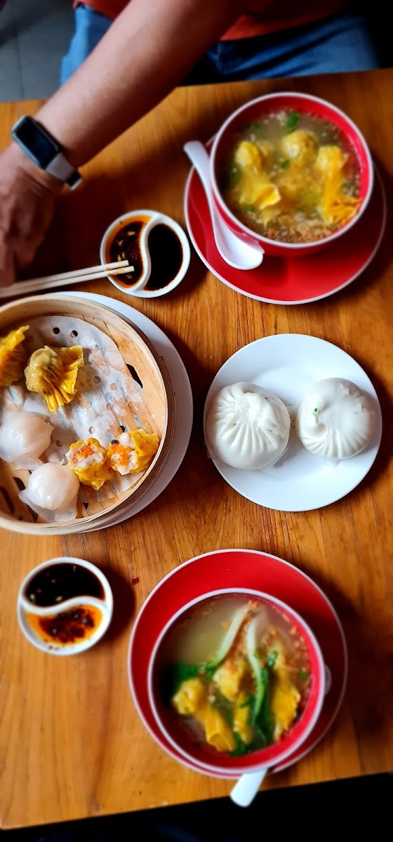 Papa G Dimsum House - Tulip Drive Photo 10