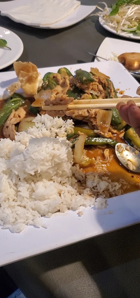 Thai House Restaurant Photo 2