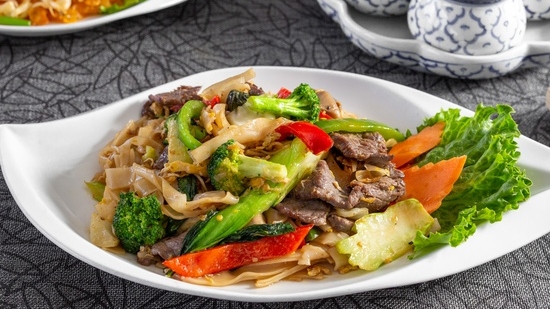 Thai House Restaurant Photo 3